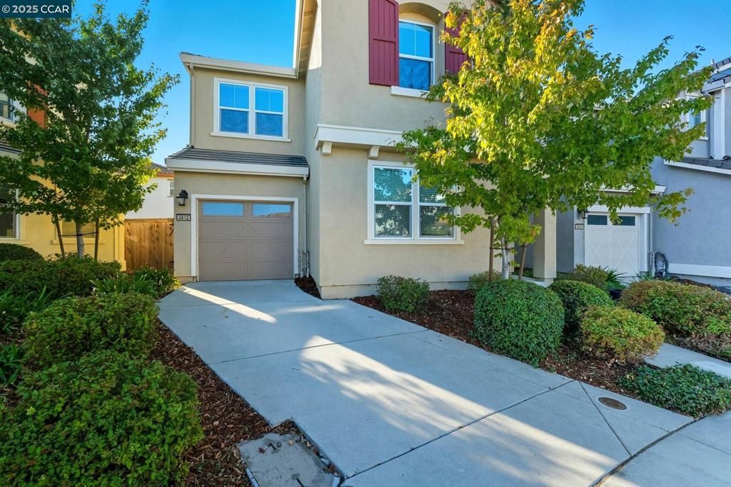 Photo of 3812 Aircraft Way Way, Sacramento, CA 95834 (MLS # 41114563)