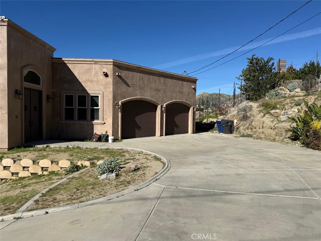 3000 Galaxie Heights