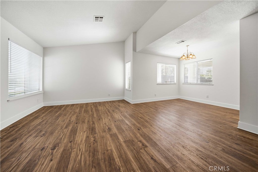 3225 W Avenue J4