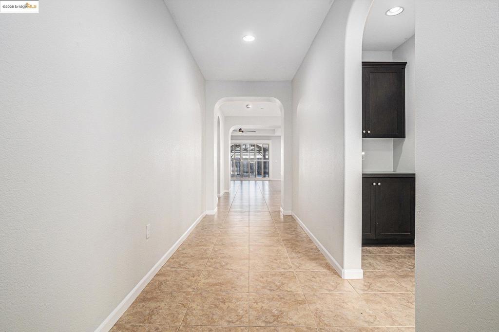 31 Rustic Ct