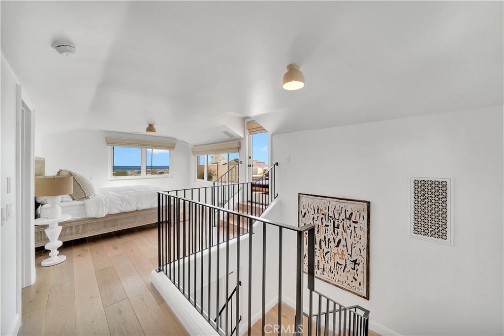 Corona del Mar South of PCH (CDMS) - Residential Lease