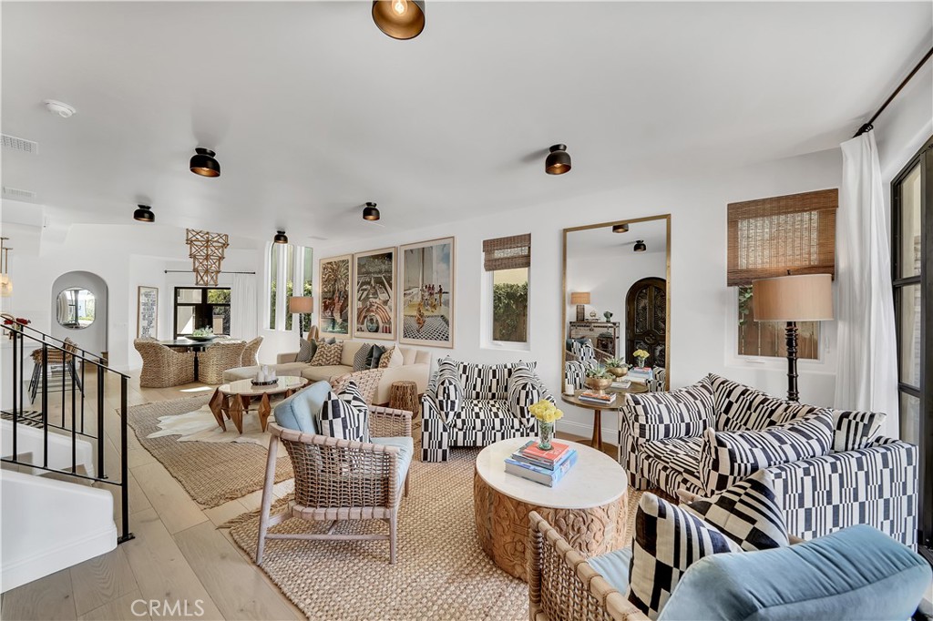 Corona del Mar South of PCH (CDMS) - Residential Lease