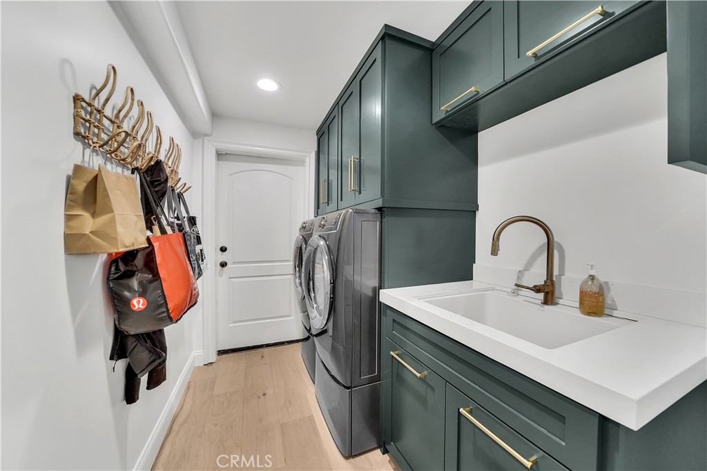 Corona del Mar South of PCH (CDMS) - Residential Lease