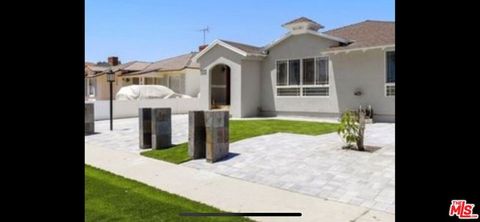 Photo of 12245 Collins Street, Valley Village, CA 91607 (MLS # 25628339)