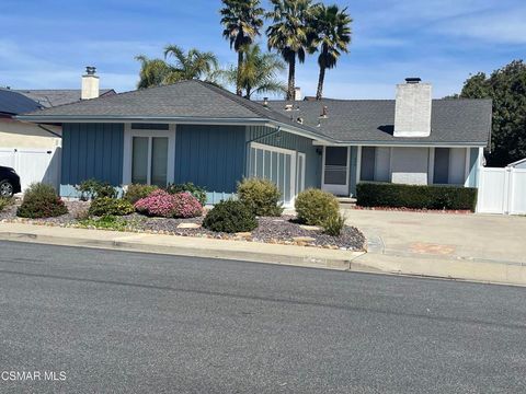 Photo of 659 Flaming Star Avenue, Thousand Oaks, CA 91360 (MLS # 226000947)