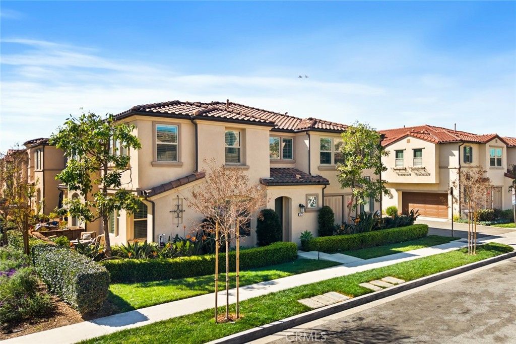 Photo of 47 Finch, Lake Forest, CA 92630 (MLS # OC26068305)