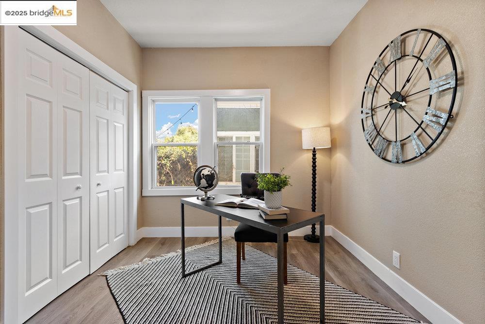 GOLDEN GATE - Residential Income