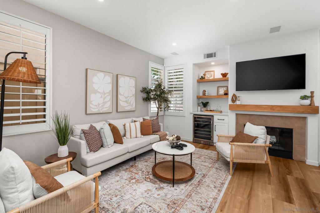 9715 Stonecrest Blvd