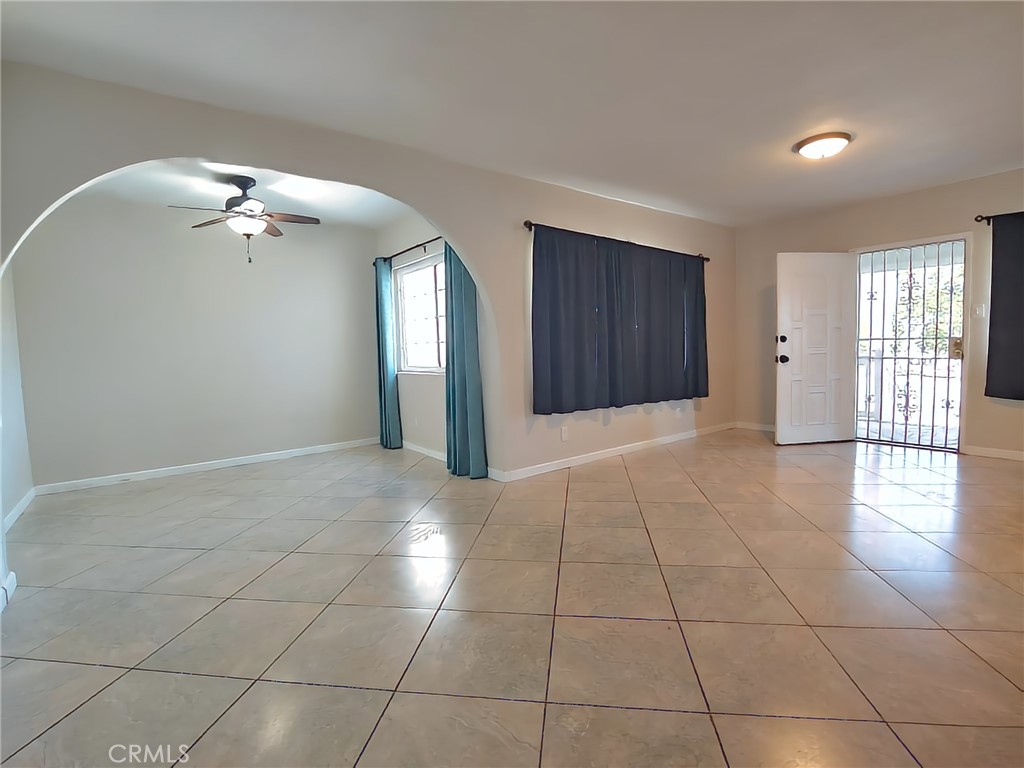 131 S Flower Avenue