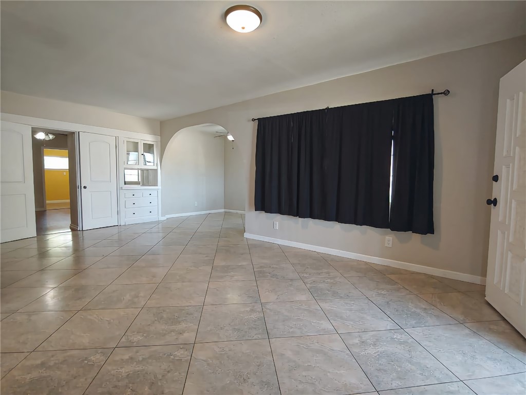 131 S Flower Avenue