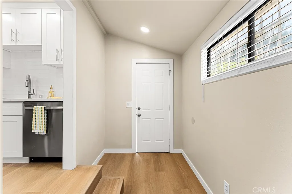 Riverside, California 92501, United States, 1 Bedroom Bedrooms, ,1 BathroomBathrooms,Residential,Active,221130