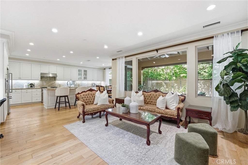 50 Cipresso, Irvine CA 92618 - Photo 6