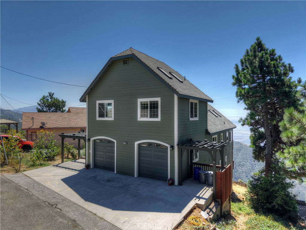 22665 Valley View Drive