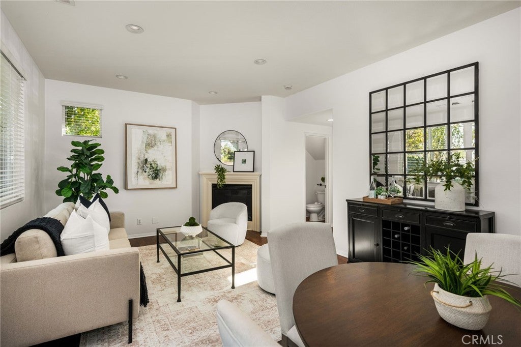 140 W Cork Tree