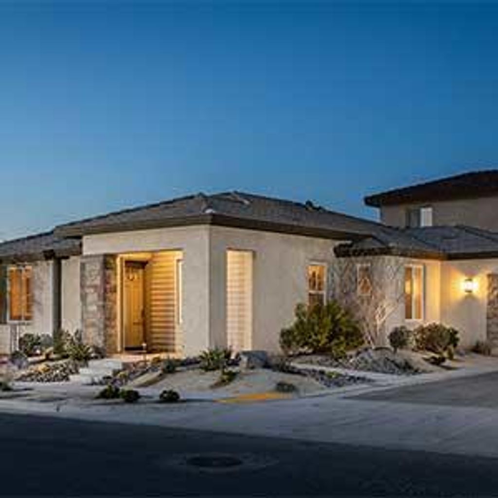 listing image 130725560373488970601
