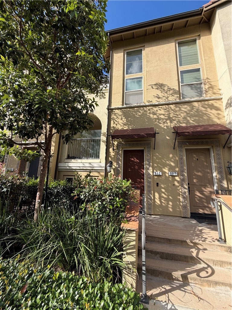 115 Neptune, Irvine CA 92618