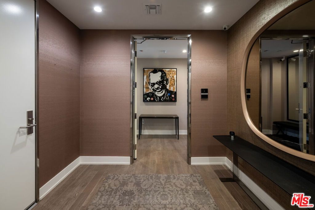 Photo of 460 N Palm Drive #501, Beverly Hills, CA 90210 (MLS # 25575993)