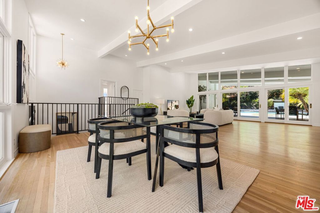 Photo of 2163 San Ysidro Drive, Beverly Hills, CA 90210 (MLS # 26658583)