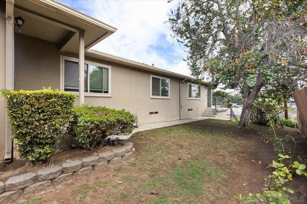 Mission Hills - Residential Income