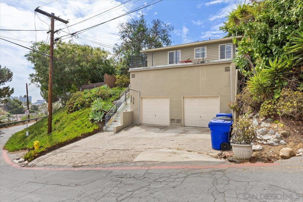 Mission Hills - Residential Income