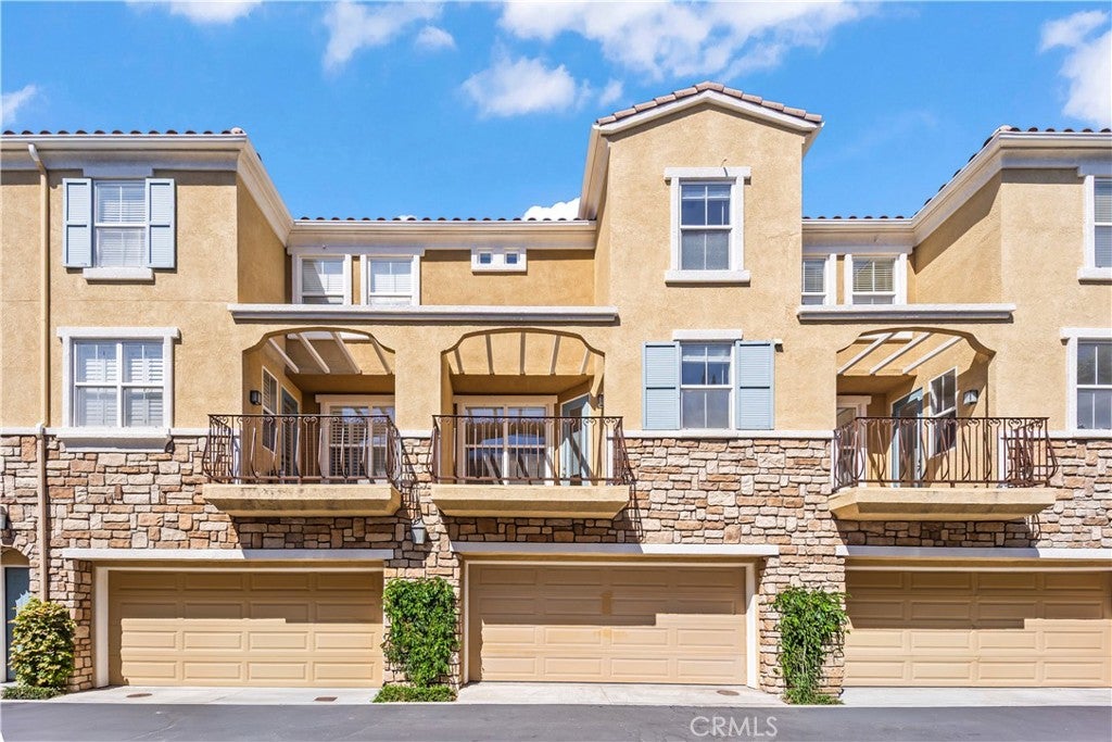607 Terra Bella