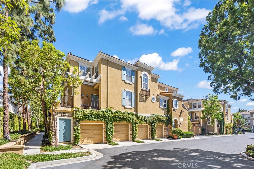 607 Terra Bella