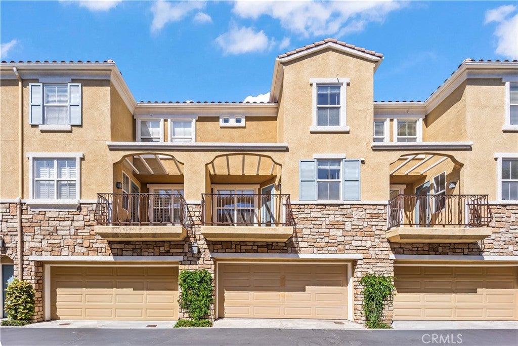 607 Terra Bella