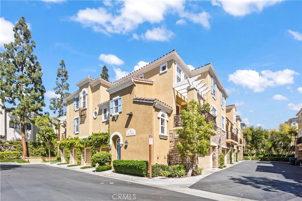 607 Terra Bella