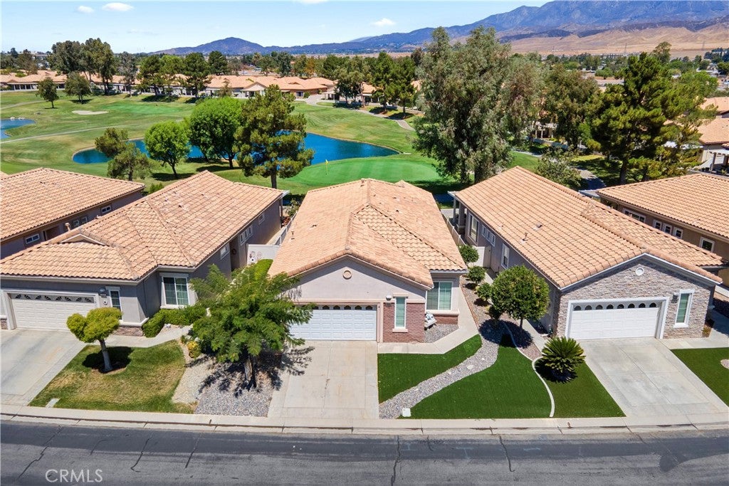 4860 Rolling Hills