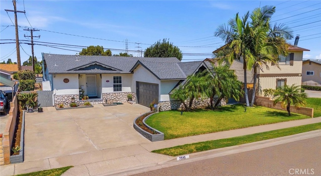 7515 El Escorial Way