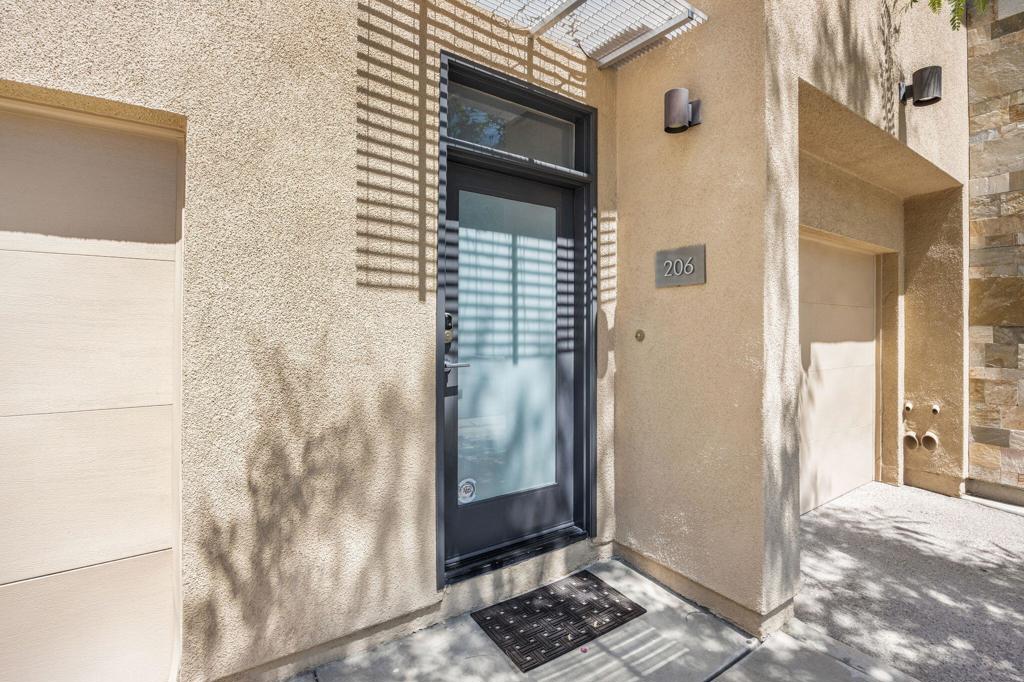 820 E Palm Canyon Drive 206