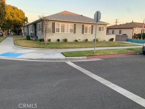 Photo of 2519 Tulare Ave, Burbank, CA 91504 (MLS # BB26041598)