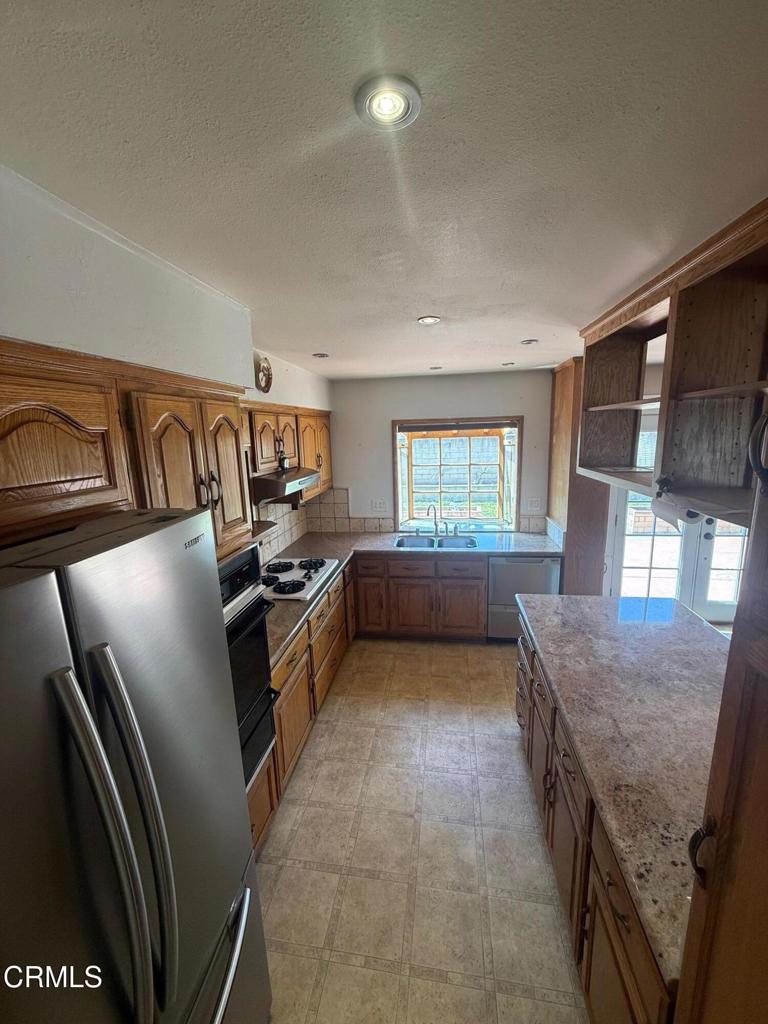 634 Foxglove Place