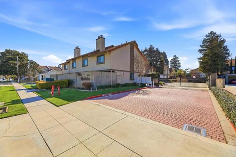 Tiny photo for 2040 Main Street #104, Santa Clara, CA 95050 (MLS # ML82037393)