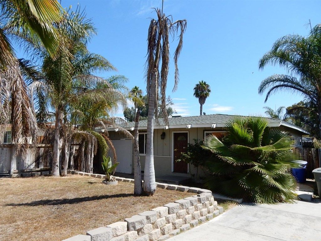 listing image 130722229423786193600