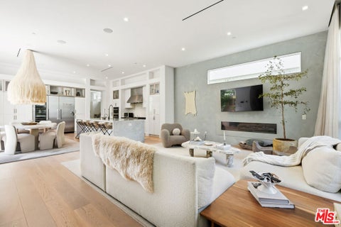 Photo of 5926 Firefly Place, Los Angeles, CA 90094 (MLS # 26835317)