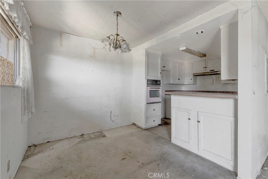 14919 S Normandie 27
