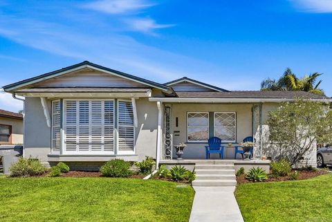 Photo of 4707 Constance Dr Dr, San Diego, CA 92115 (MLS # 260010119SD)