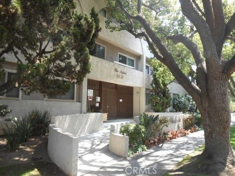 Photo of 8650 Belford Ave, Los Angeles, CA 90045 (MLS # OC26055894)