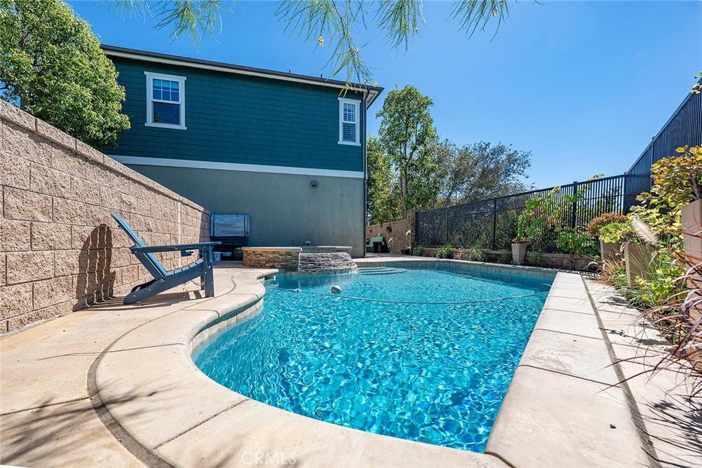 Photo of 4742 Wentworth CIR, Huntington Beach, CA 92649 (MLS # OC26195460)