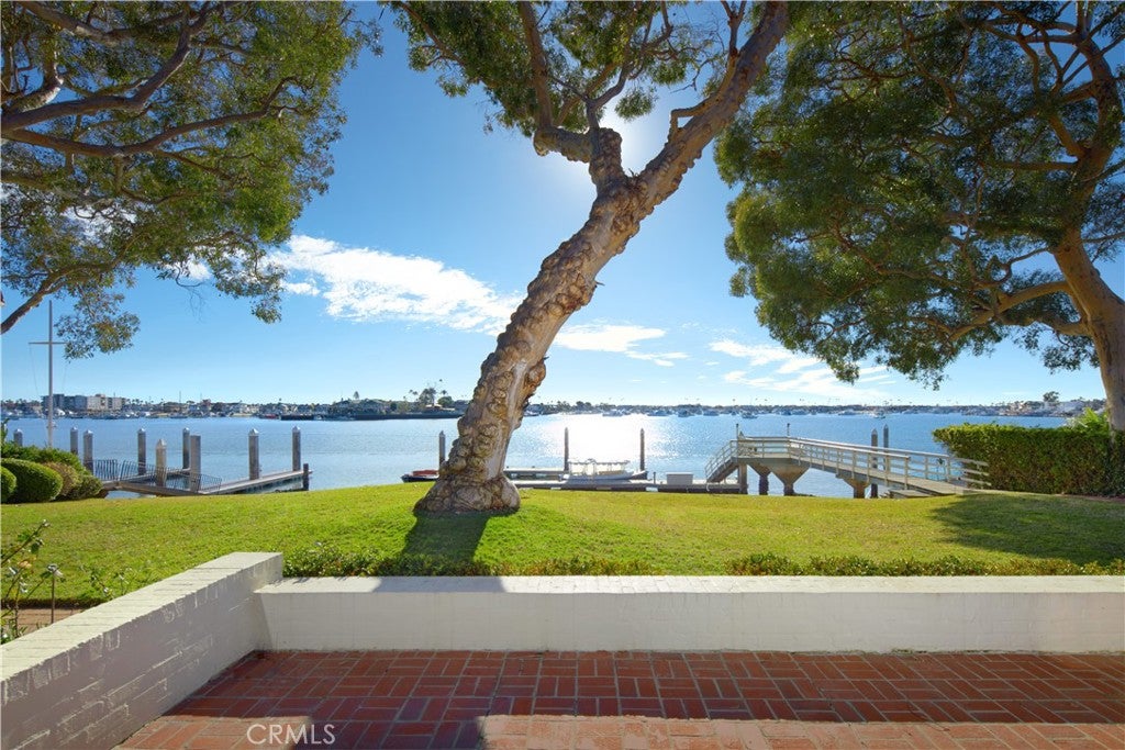 20 Harbor Island, Newport Beach CA 92660 - Photo 17