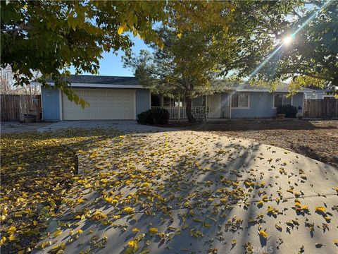 Photo of 17747 Walnut St, Hesperia, CA 92345 (MLS # IG25277683)