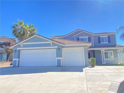 Photo of 971 Saltcoats Drive, Riverside, CA 92508 (MLS # IV25242132) Photo of 971 Saltcoats Drive, Riverside, CA 92508 (MLS # IV25242132)