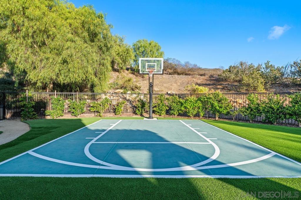 Santaluz - Residential