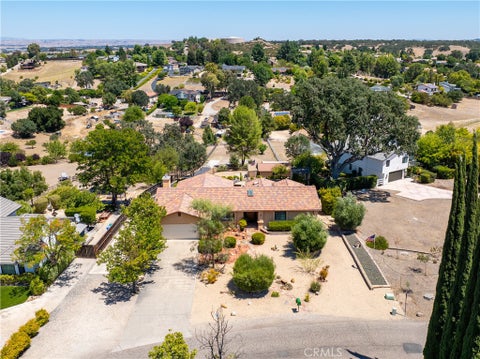 Tiny photo for 738 Orchard DR, Paso Robles, CA 93446 (MLS # NS26174347)