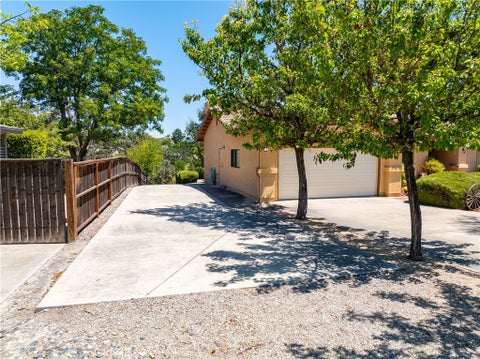 Tiny photo for 738 Orchard DR, Paso Robles, CA 93446 (MLS # NS26174347)
