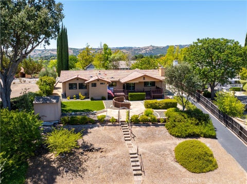Tiny photo for 738 Orchard DR, Paso Robles, CA 93446 (MLS # NS26174347)