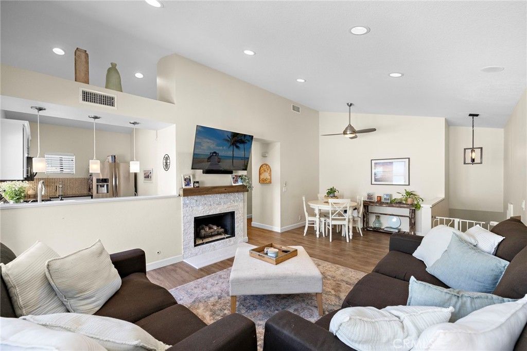 Photo of 26433 Portola, Mission Viejo, CA 92692 (MLS # OC26070533)