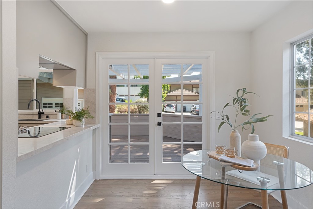 Village (TV) - Residential