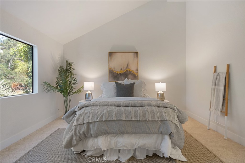 Village (TV) - Residential